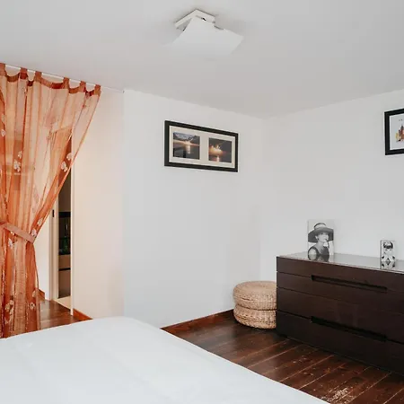 Apartment La Casa Dell' Avvocato - Centro Naples