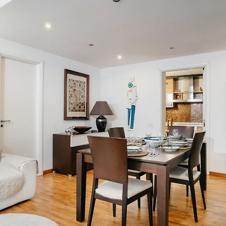 La Casa Dell' Avvocato - Centro Apartment *