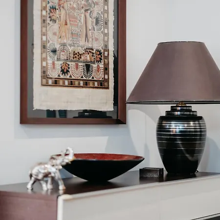 La Casa Dell' Avvocato - Centro Apartment *