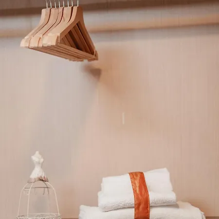 La Casa Dell' Avvocato - Centro Apartment Naples
