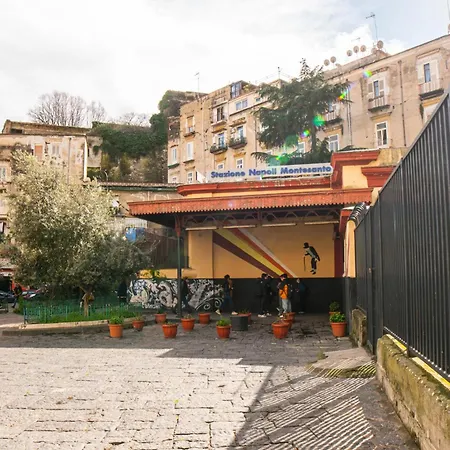 Montesanto Napels