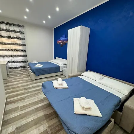 Punto House Ferrovia * Naples