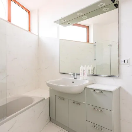 Apartment Colonna Classic Style By Wonderful Italy Naples