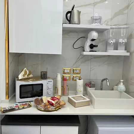 Regina House Appartement *
