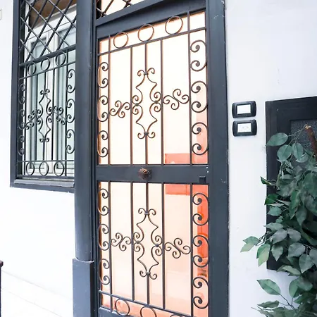 Chiaia Sea View Gem Apartment Naples