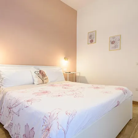Ecosuite Spaccanapoli Guest house *