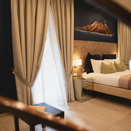 Airone 3* نابولي