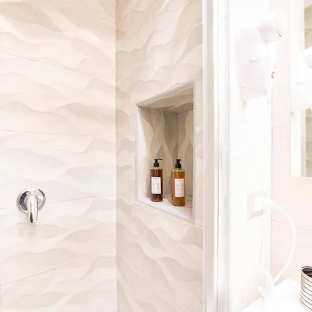 Rita's House By Domusextra Apartment *