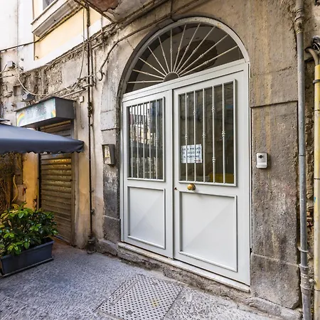 A Due Passi - Spagnoli