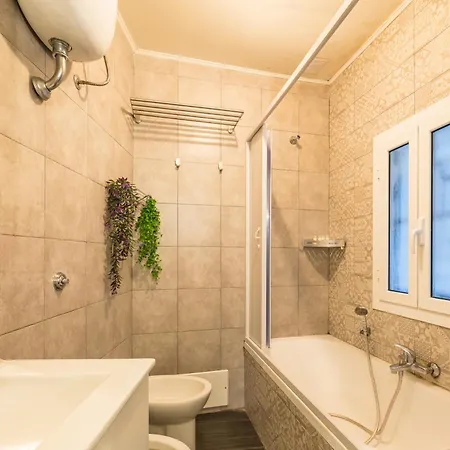 Apartment A Due Passi - Spagnoli Naples