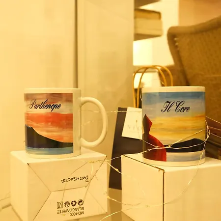 Neocore Couette-café Naples