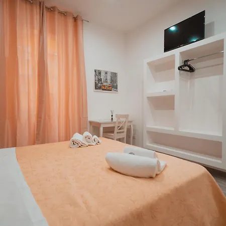 Luxury Boutique Vesuvio Apartment Naples