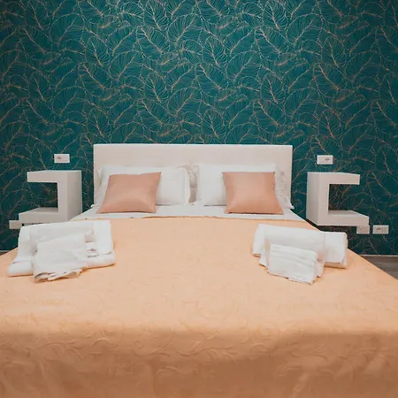 Luxury Boutique Vesuvio Apartment *