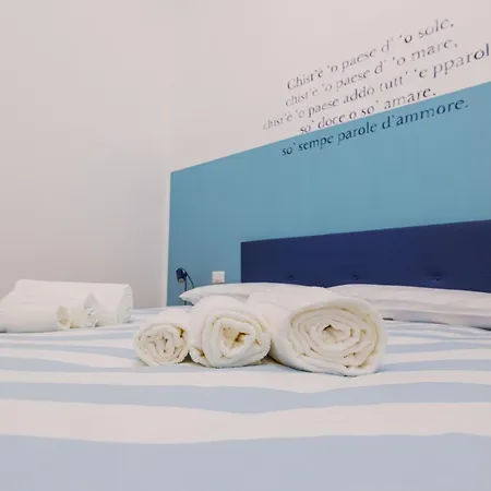 Guest house Le Stanze Del Poeta Libero Bovio