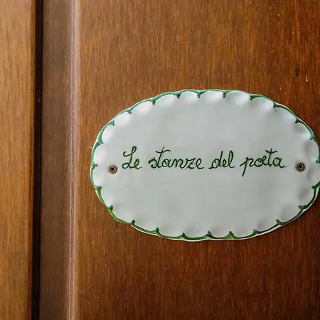 Le Stanze Del Poeta Libero Bovio Guest house Naples