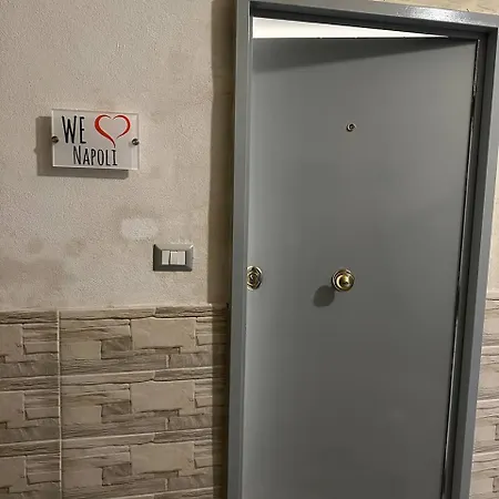 Casa We * Naples