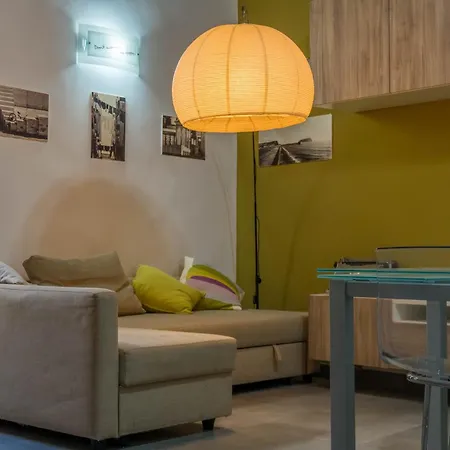 Apartment Chiaia Two Naples