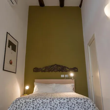 Chiaia Two Apartment *