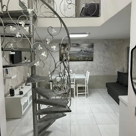 Mortella House Apartment *