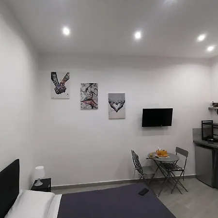 Apartment 511 *