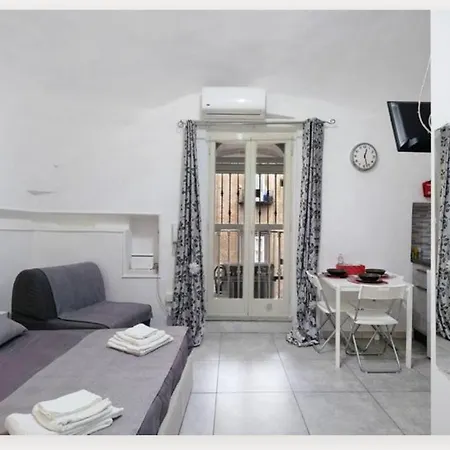 Apartment Holiday Tarsia Vicino Piazza Dante - Toledo Naples