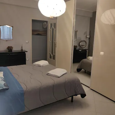 Appartamento Casa Flora Napoli