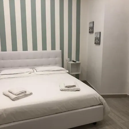 Rosaroll Homes Bed & Breakfast Napoli