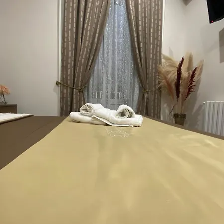 Bed & Breakfast La Dimora Dei Borboni Napels