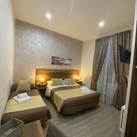 La Dimora Dei Borboni Bed & Breakfast Napels