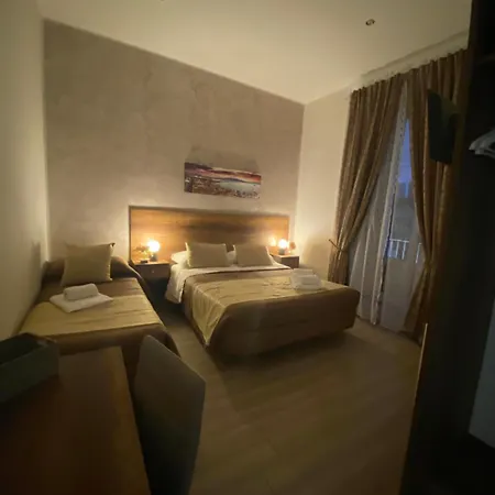 La Dimora Dei Borboni Bed & Breakfast Napels