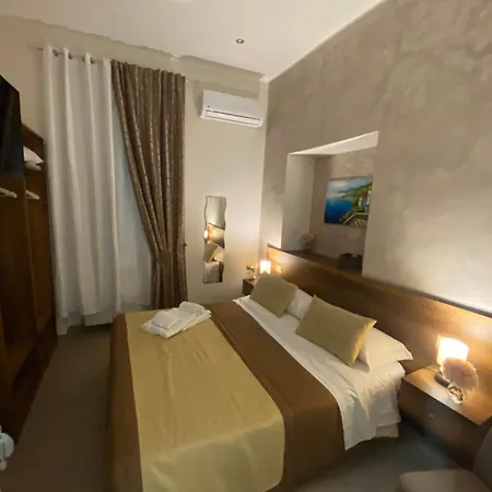 La Dimora Dei Borboni Bed & Breakfast *