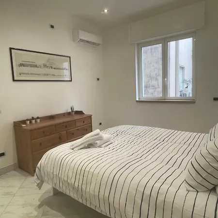 Apartment Hub Naples