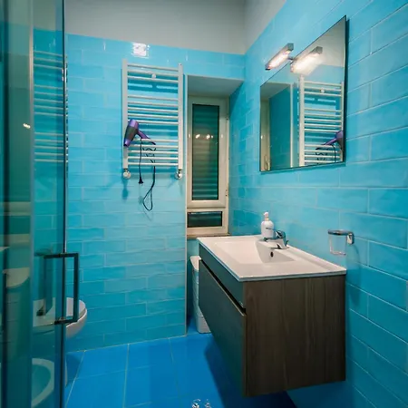 Color House Neapel