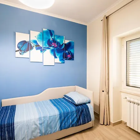 Color House Guest house