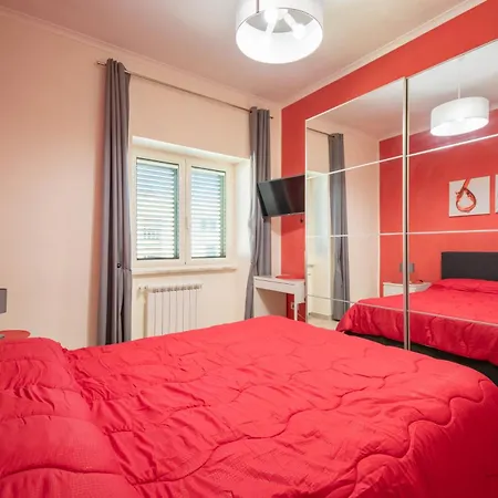 Color House Guest house *