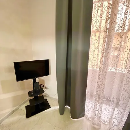 Giovy's House - Centro Naples