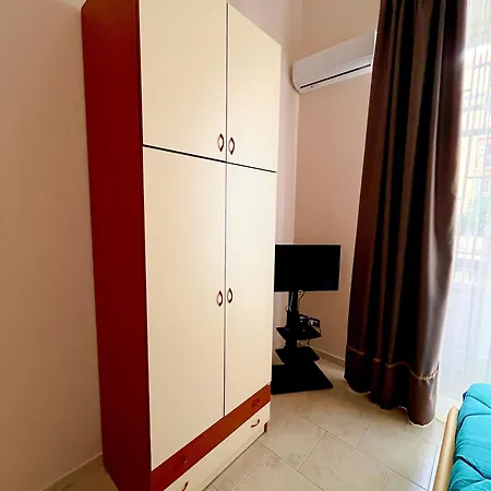Giovy's House - Centro Apartment Naples
