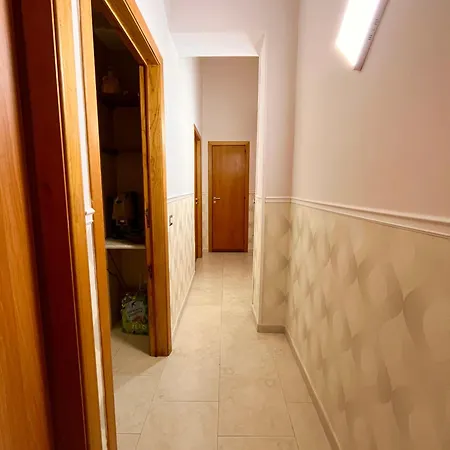 Giovy's House - Centro Apartment