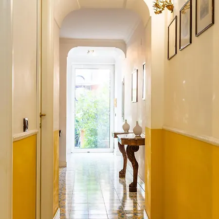 Santa Chiara Charming House With Terrace At Historical Center * Naples