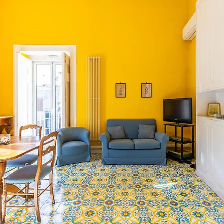 Santa Chiara Charming House With Terrace At Historical Center Apartment