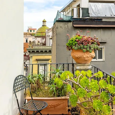 Santa Chiara Charming House With Terrace At Historical Center Apartment