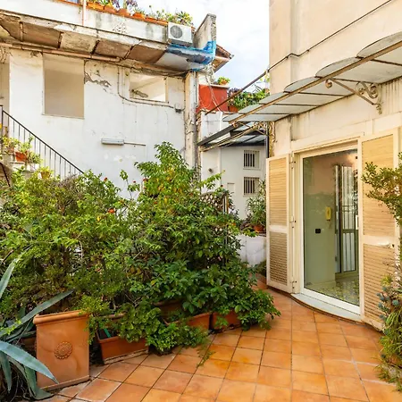 Santa Chiara Charming House With Terrace At Historical Center Apartment *