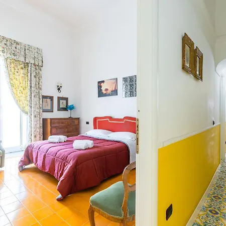 Santa Chiara Charming House With Terrace At Historical Center * Naples