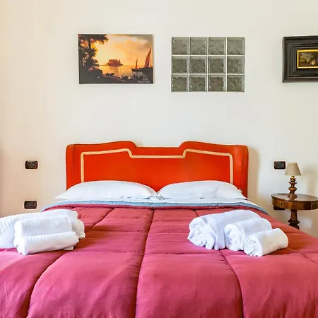 Santa Chiara Charming House With Terrace At Historical Center Naples