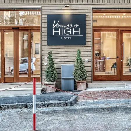 Vomero High 3* Napoli