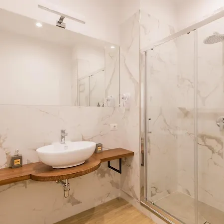 Dado Apartment
