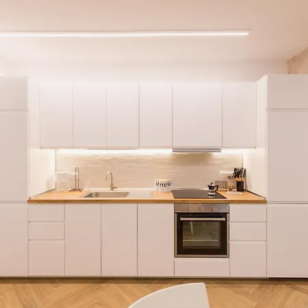 Apartment Dado *