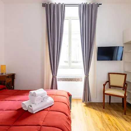 Barrio 133 - Double Bedroom In Center By Napoliapartments * Naples