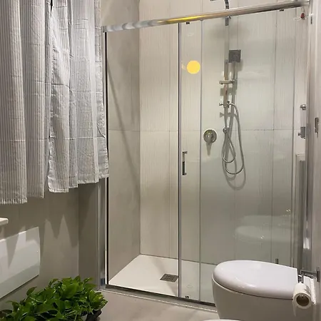Appartement Kea Home, Entire House In The Heart Of
