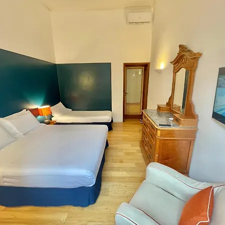 Apartment Alma De Partenope - Relais De Charme By The Sea